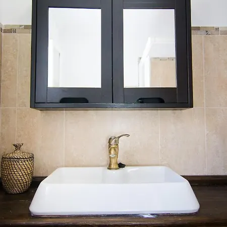 Holidays2fuengirola 6 Bedroom 200 Mts *