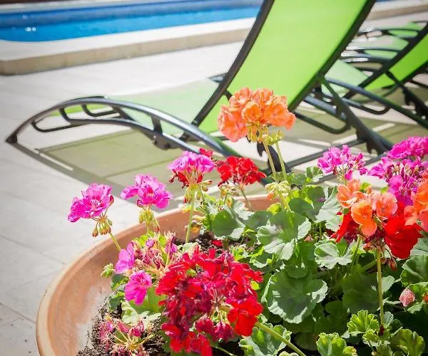 Holidays2fuengirola 6 Bedroom 200 Mts * 丰希罗拉