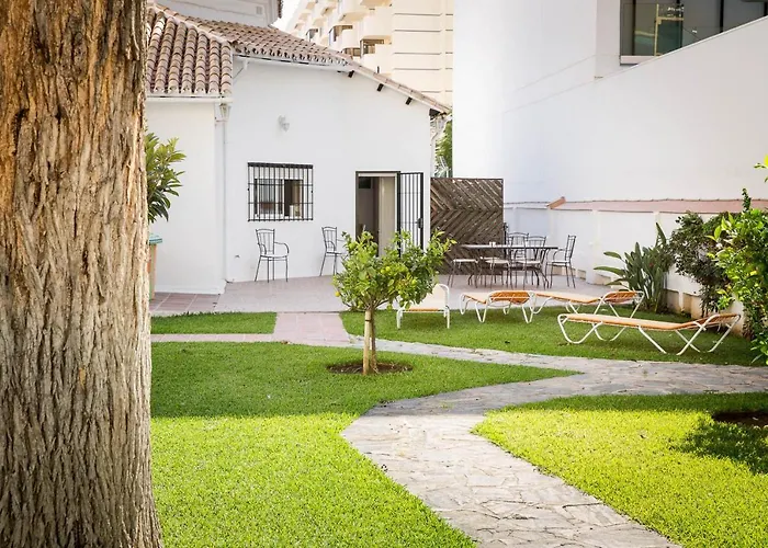 Holidays2fuengirola 6 Bedroom 200 Mts Fuengirola