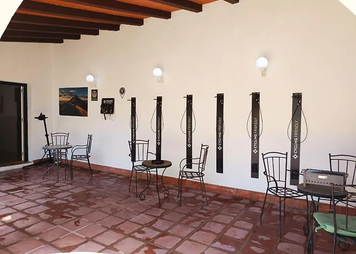 Holidays2fuengirola 6 Bedroom 200 Mts Ferienhaus *