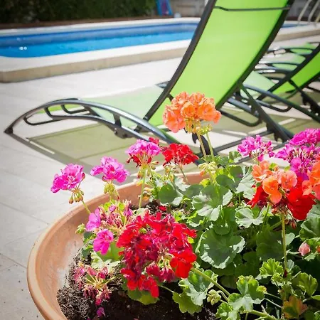 Holidays2fuengirola 6 Bedroom 200 Mts * Fuengirola