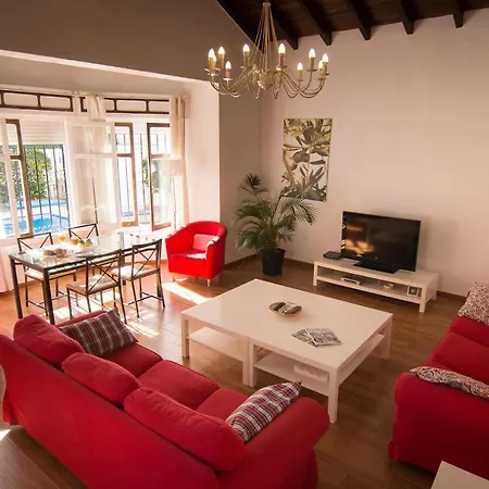 Holidays2fuengirola 6 Bedroom 200 Mts * Fuengirola