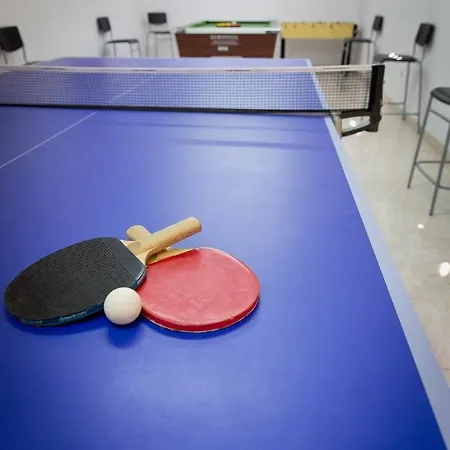 Holidays2fuengirola 6 Bedroom 200 Mts 度假居 *