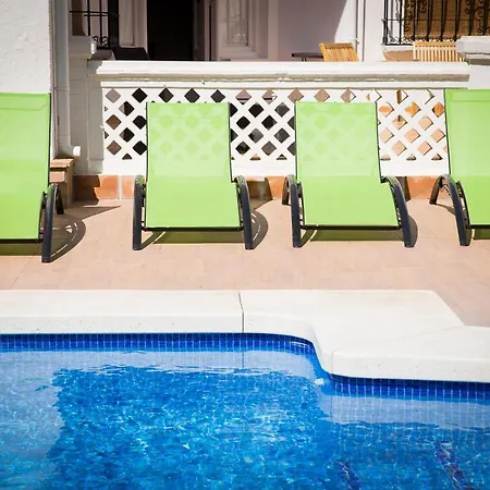 Feriehus Holidays2fuengirola 6 Bedroom 200 Mts *