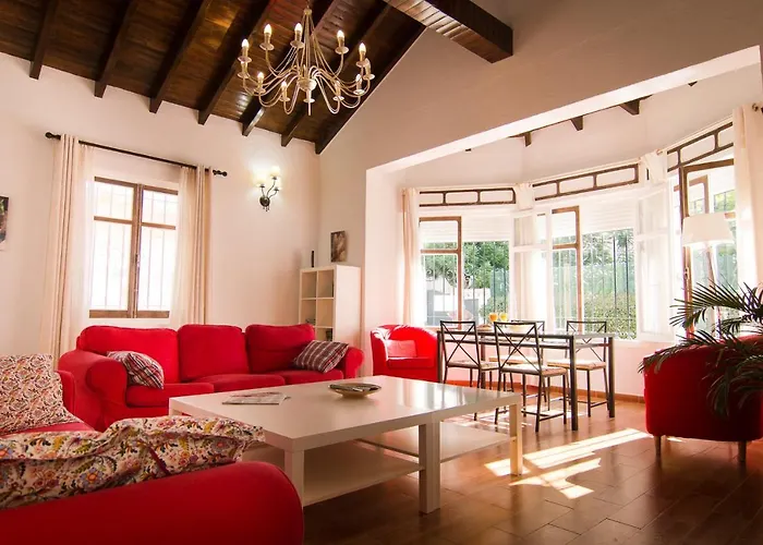 Holidays2fuengirola 6 Bedroom 200 Mts Fuengirola