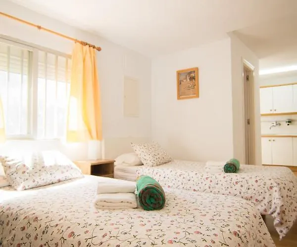 Nyaraló Holidays2fuengirola 6 Bedroom 200 Mts