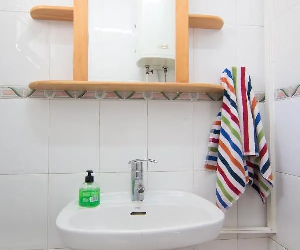 Holidays2fuengirola 6 Bedroom 200 Mts * Fuengirola