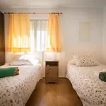 Prázdninový dům Holidays2fuengirola 6 Bedroom 200 Mts Fuengirola