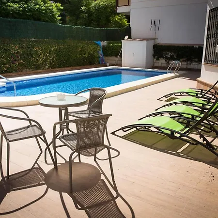 Holidays2fuengirola 6 Bedroom 200 Mts 펜션 *