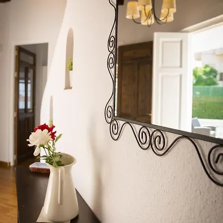 펜션 Holidays2fuengirola 6 Bedroom 200 Mts 푸엔히롤라
