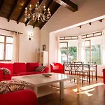 Holidays2fuengirola 6 Bedroom 200 Mts Fuengirola