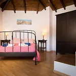 Holidays2fuengirola 6 Bedroom 200 Mts Ferienhaus