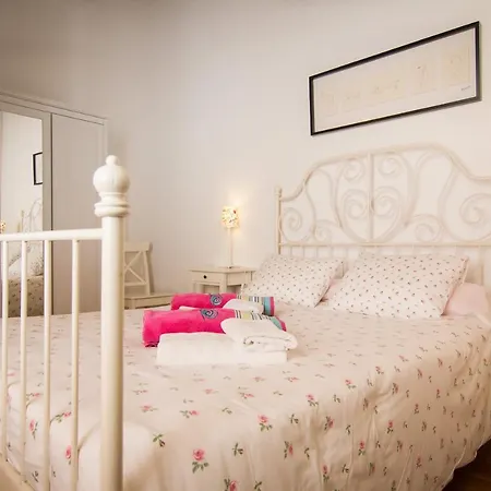 Holidays2fuengirola Mercedes In Center And 2nd Line Holiday home *