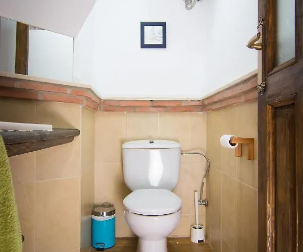 Holidays2fuengirola 6 Bedroom 200 Mts *